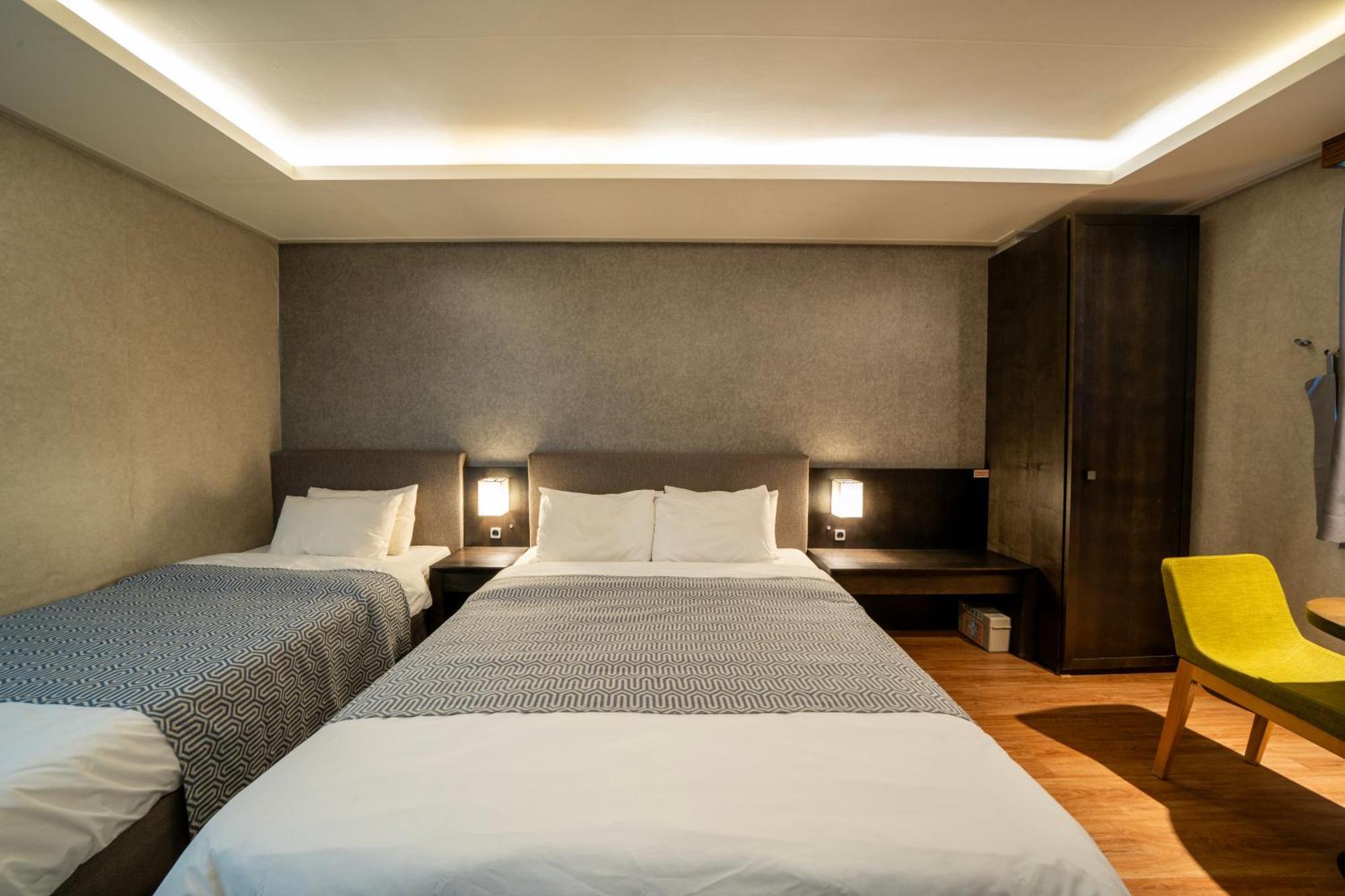 I-Check Hyunjin Hotel Donghae Esterno foto