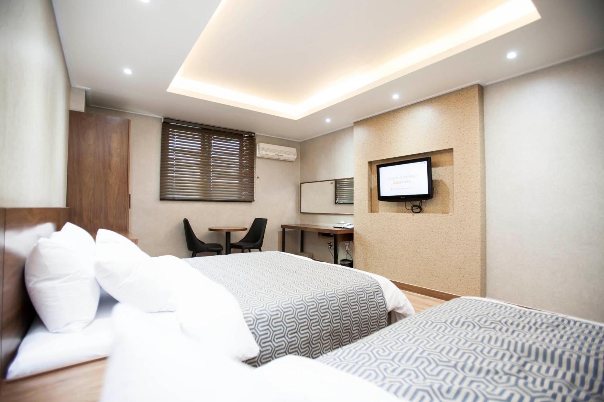 I-Check Hyunjin Hotel Donghae Esterno foto