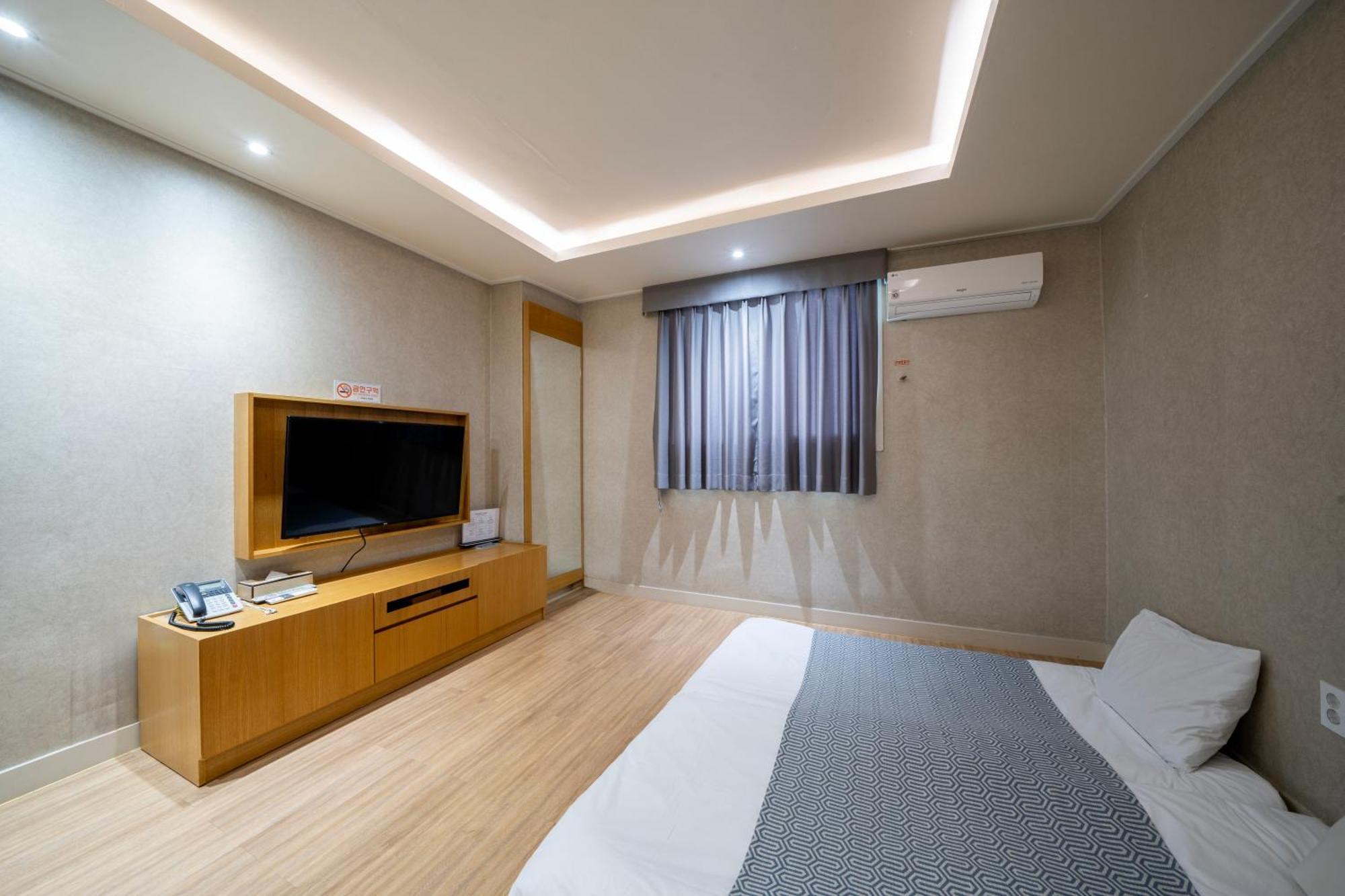 I-Check Hyunjin Hotel Donghae Esterno foto