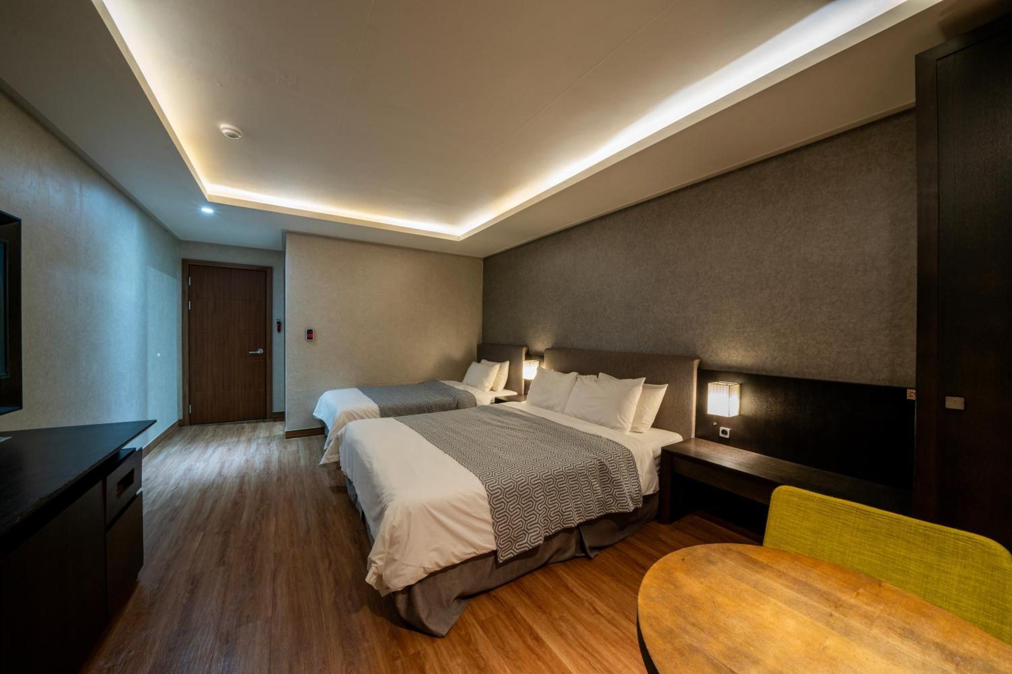 I-Check Hyunjin Hotel Donghae Esterno foto