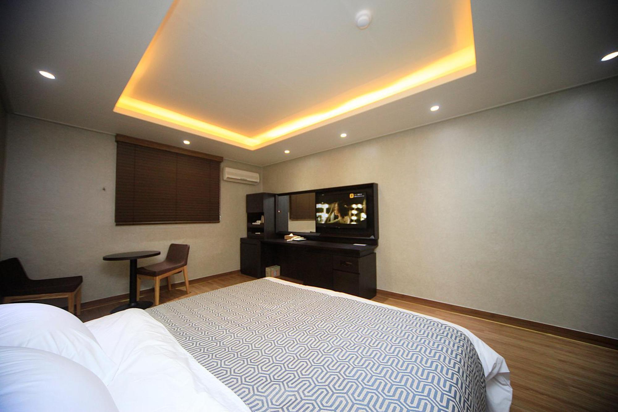 I-Check Hyunjin Hotel Donghae Esterno foto